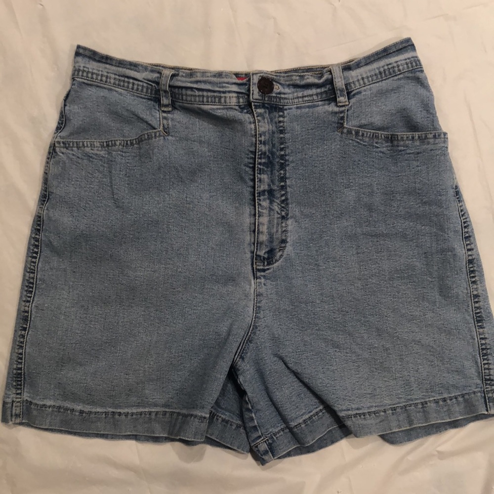 Gloria Vanderbilt Demin Jean Shorts size 14 - Picture 9 of 16